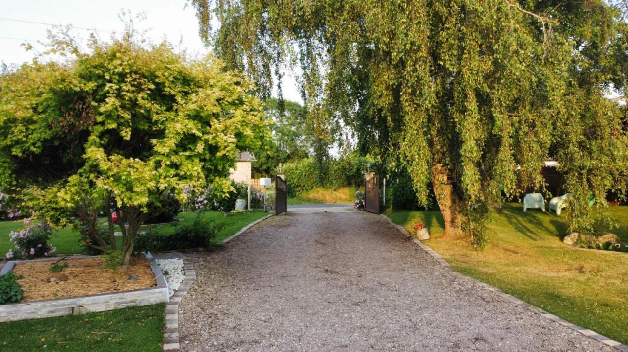 La Chaumiere Bed and Breakfast Saint-Martin-Saint-Firmin Εξωτερικό φωτογραφία