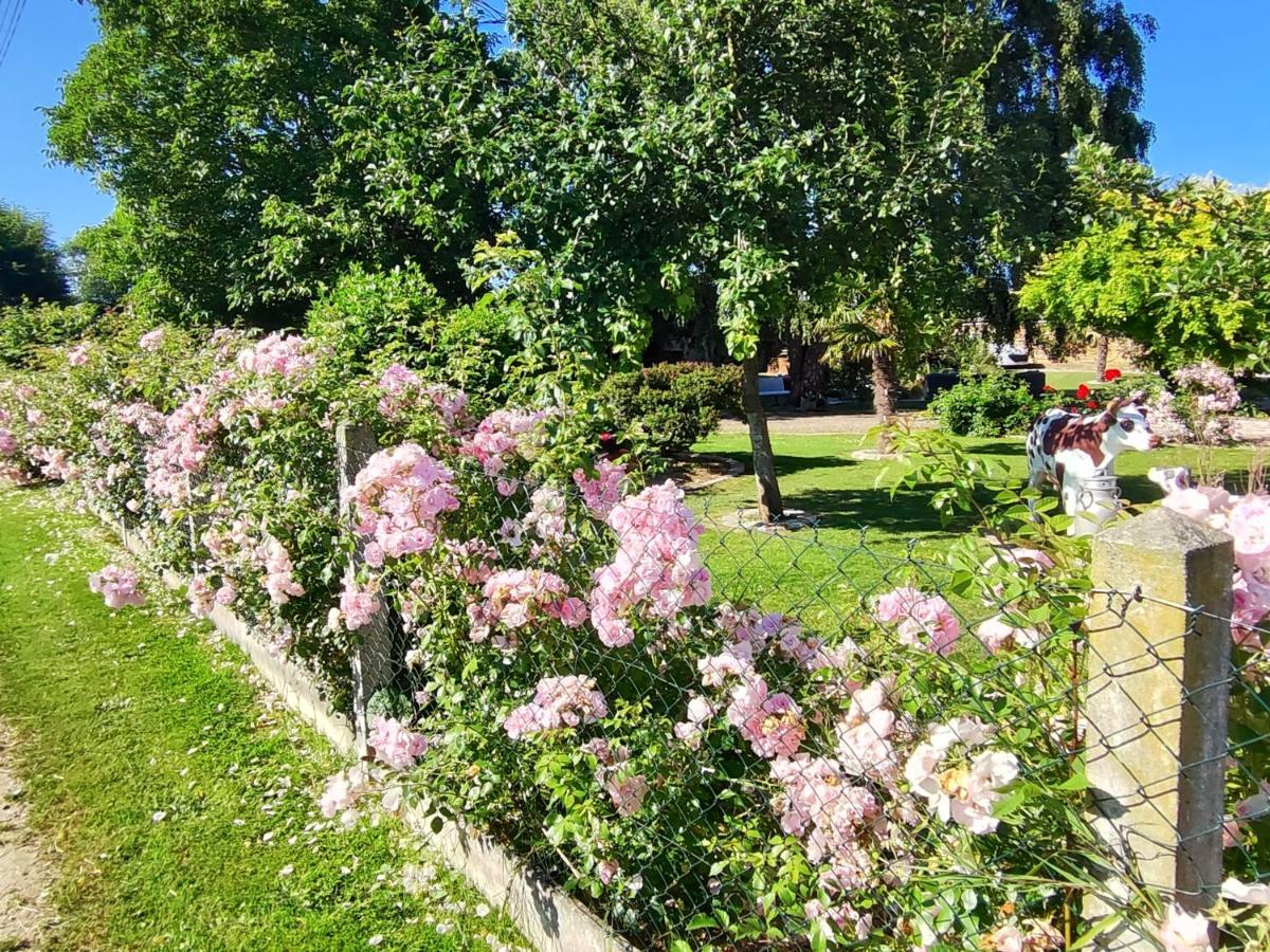 La Chaumiere Bed and Breakfast Saint-Martin-Saint-Firmin Εξωτερικό φωτογραφία